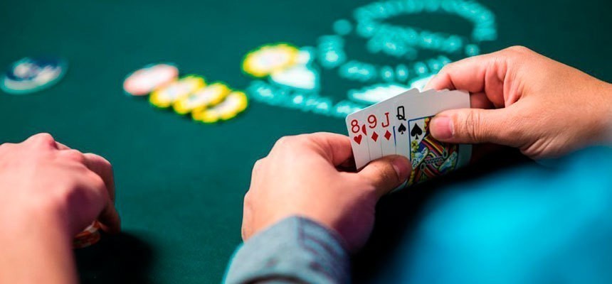 Estrategia de Poker Omaha Online