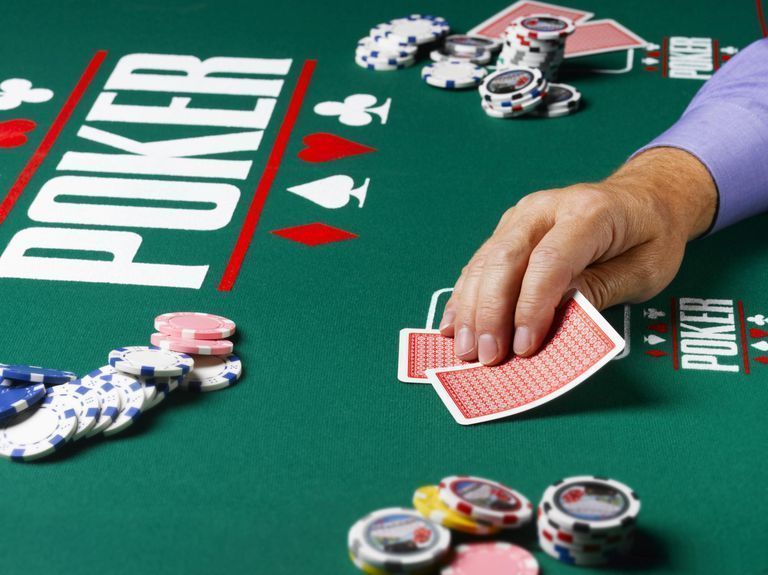 Estrategia de Poker Ruso Online